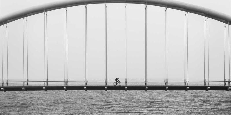 五星安全是如何炼成的?深度解剖奔腾B70的钢筋铁骨与智慧守护