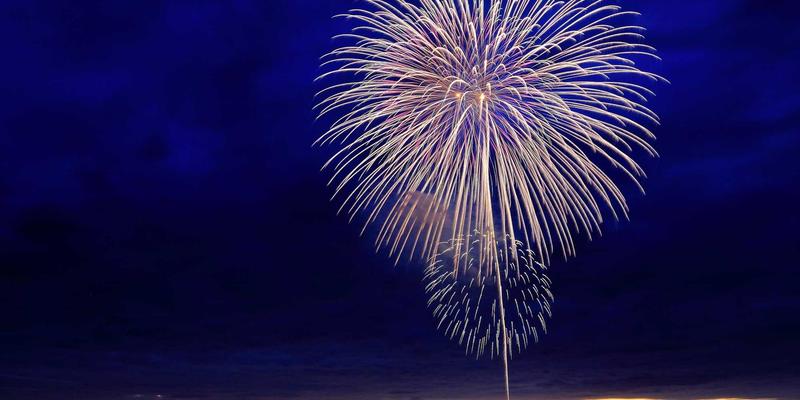 红旗驶入元宇宙：一汽长春如何用数字藏品与虚拟展厅俘获Z世代？