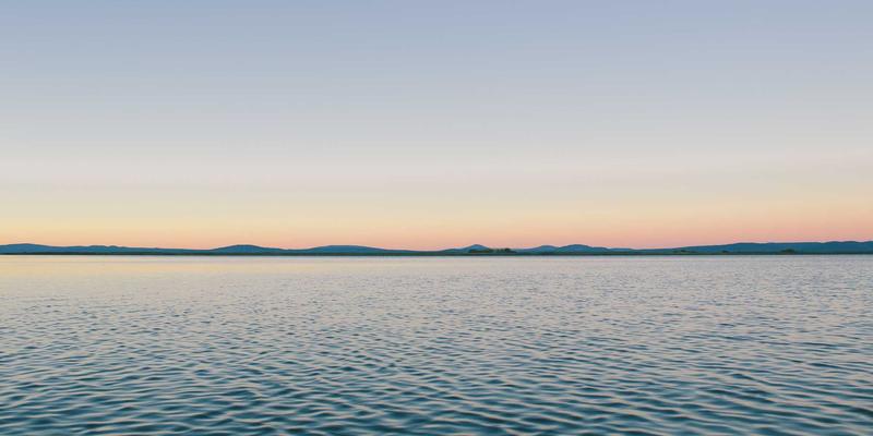 重塑安全边界：深度解析红旗E-HS9如何定义国产豪华电动SUV的安全新标杆